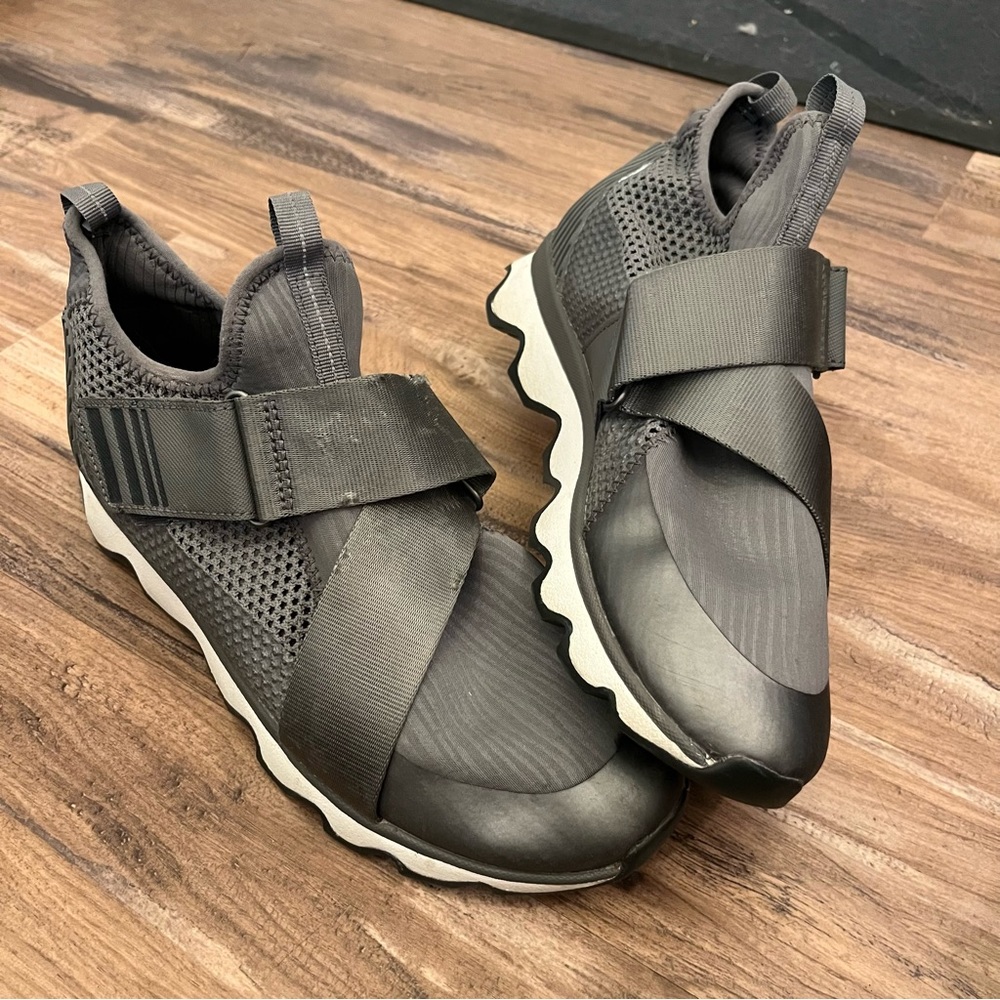 Womens Sorel Outdoor Knit Mid Sneakers Sz 10 … Gem